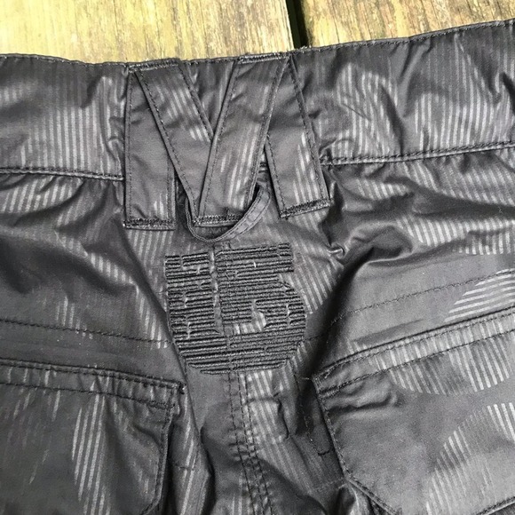 Burton Black Ski Snowboard Winter Pants - Picture 10 of 15
